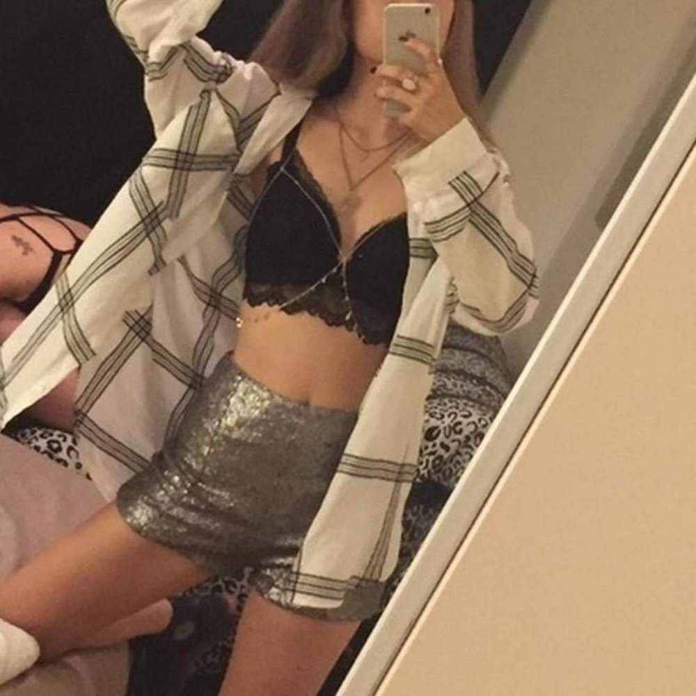 H&M DIVIDED indie sleaze sparsely striped flowy flannel shirt